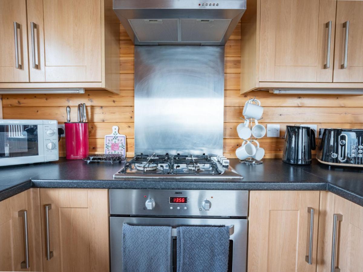 Chalet Loch Leven Lodge 12 By Interhome キンロス エクステリア 写真